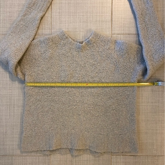 𝅺BANANA Republic Woman Gray Thick Knit Wool Sweater Size XL - Picture 5 of 8